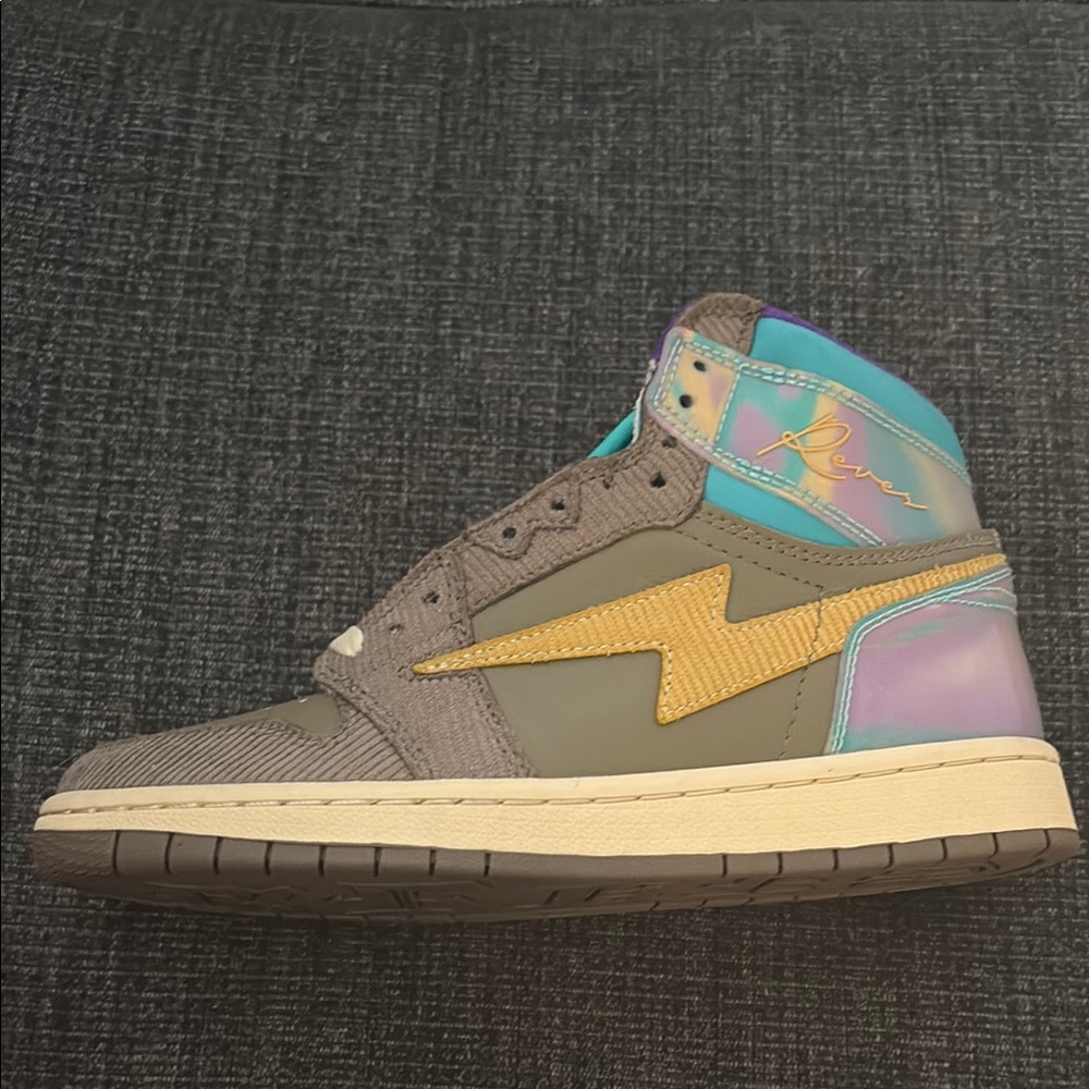 Reves Paris KIY ‘85 High-Top Sneakers